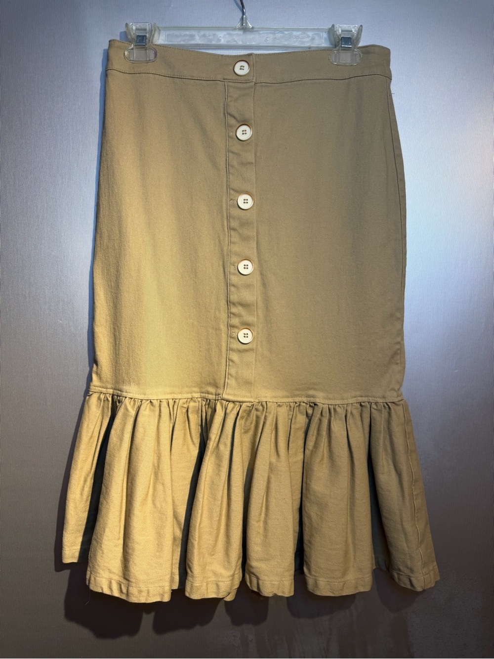 eva mendes for New York & Company Button-Front Ruffle Hem Skirt in Khaki